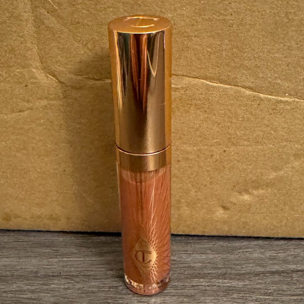Charlotte Tilbury Collagen Lip Bath Gloss in shade Pillow Talk